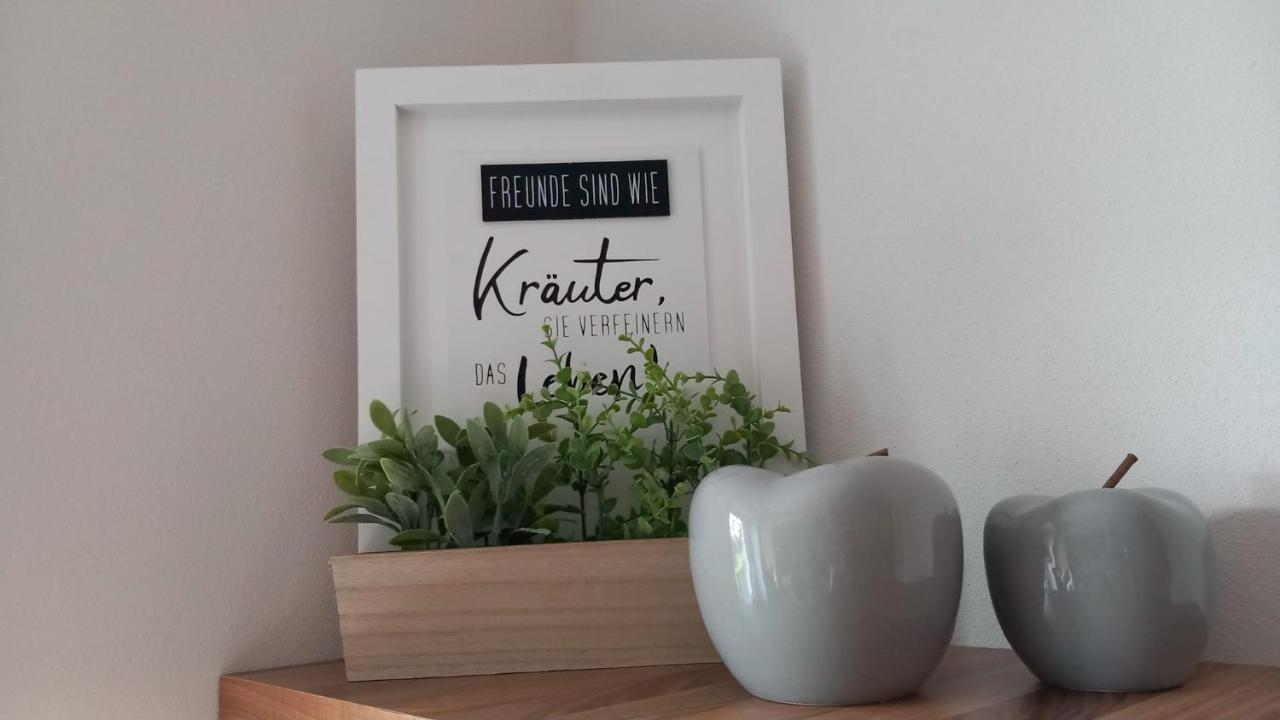 Ferienwohnung Evi'S Herzallerliebst Brilon Extérieur photo